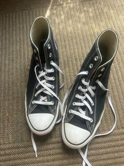 Barely used mens size 13 Chuck Taylor converse high tops black and white