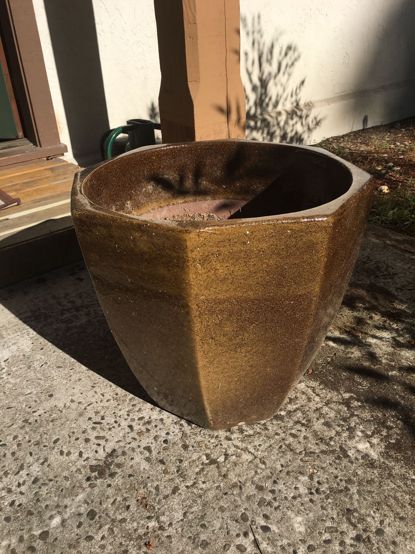 Ceramic pot for plants