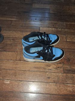 Air Jordan 1 Low University Blue Black