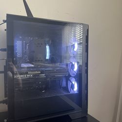 Gaming Computer MSI Prebuilt 27” MSI curved 144hz monitor includes