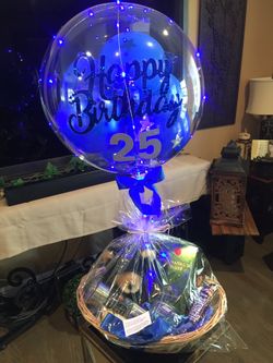 Men’s gift basket with light up balloon