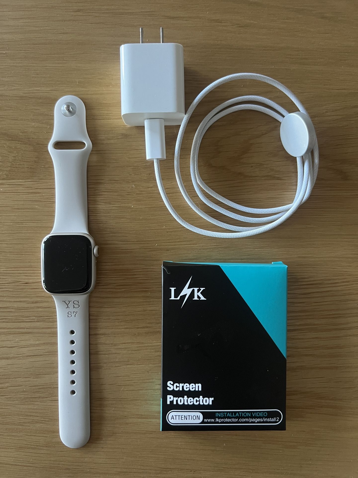Apple Watch Series GPS (2024) 41mm Starlight Aluminum Case with