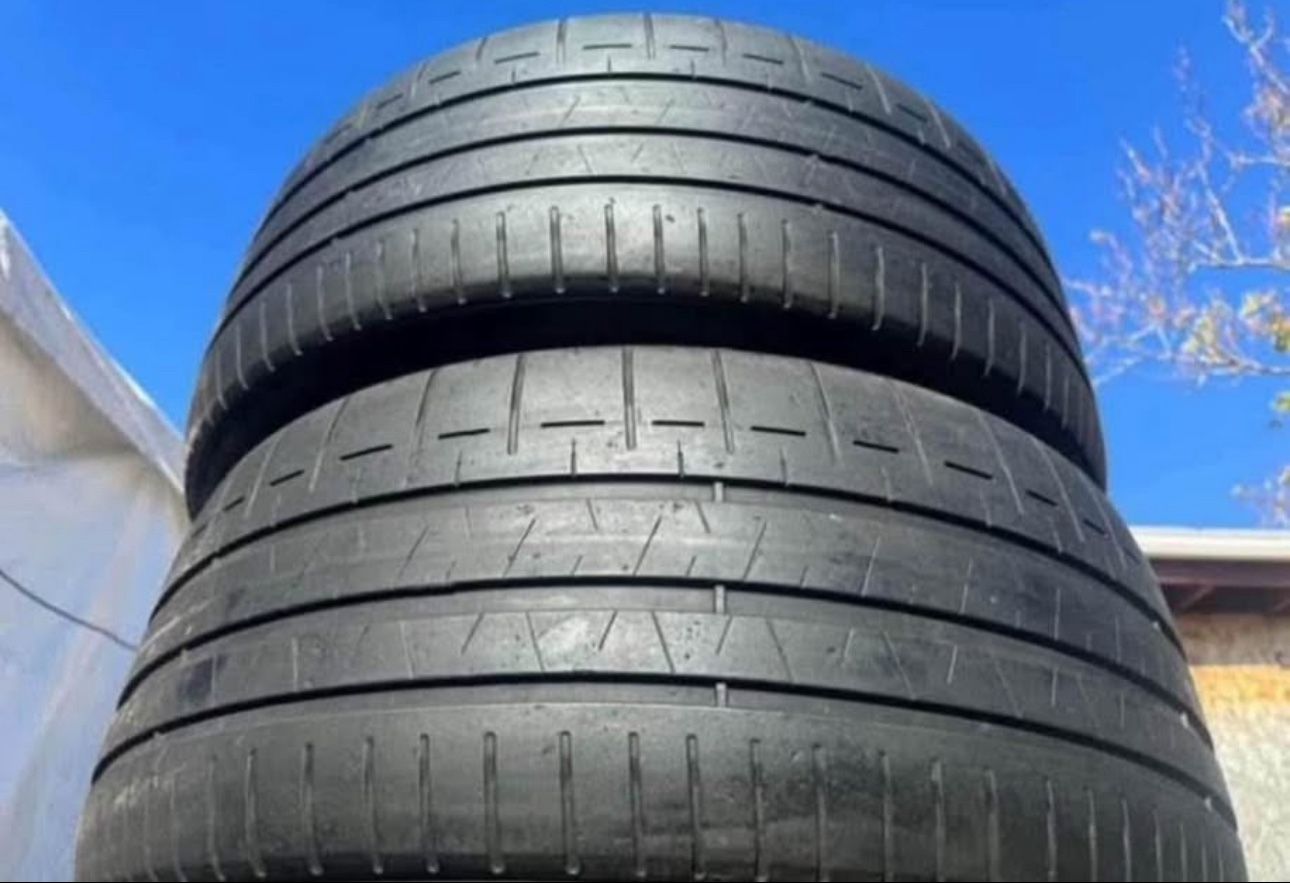285 40 22 Pirelli p zero corsa 285/40/22 used tires 285/40R22