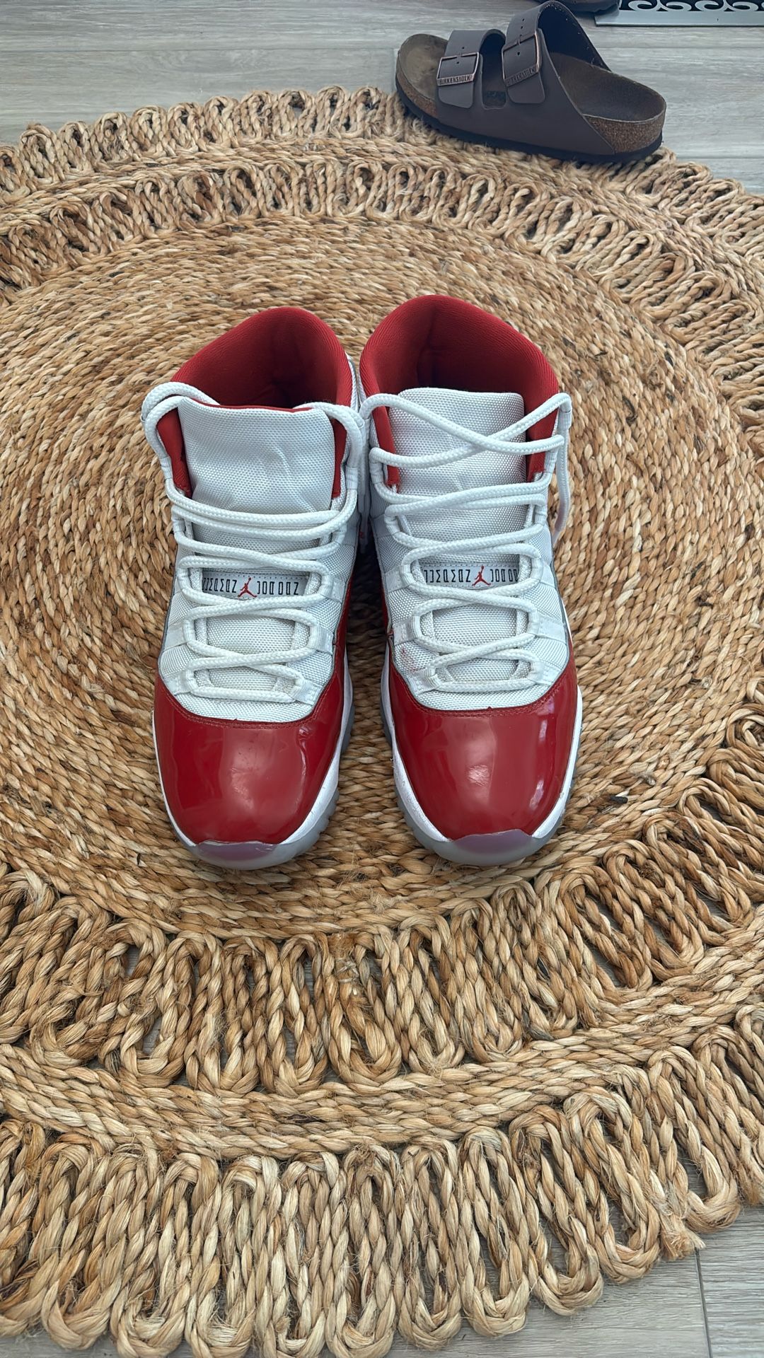 Jordan 11 Cherry 