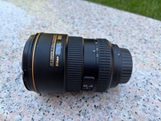 Nikon 17–55mm f/2.8G DX Lens