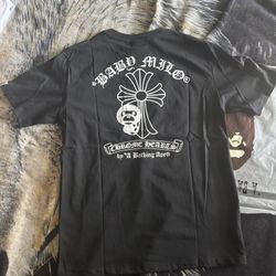 Black T-shirt