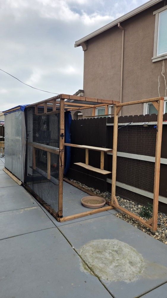 Pigeon Loft Chiken Coop Bird Cage