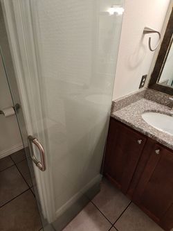 Glass shower door