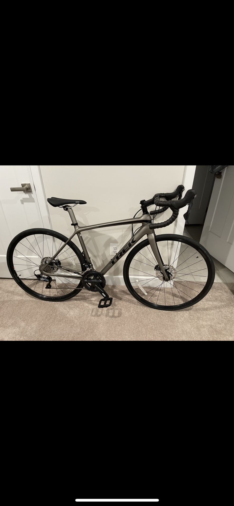 2019 Trek Emonda SL 6 Disc Size 52 CM