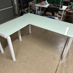 L Shaped Glass/Metal Desk