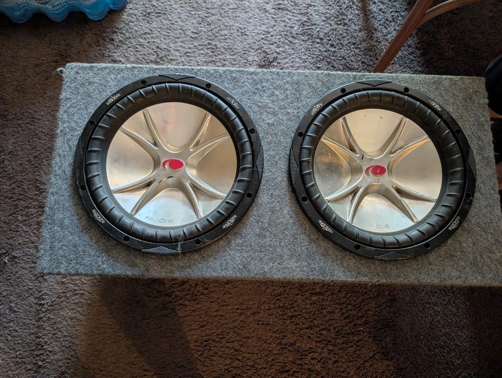 Kicker Subwoofers 