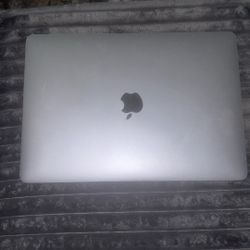 MacBook Pro 13.5