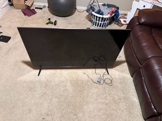 For parts or repair 2017 50 inch Samsung uhd tv