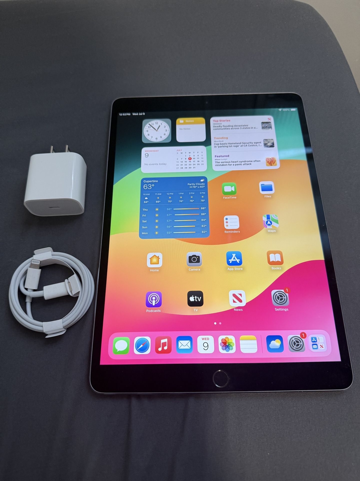 Apple iPad Pro 10.5 Inch 64GB Wi-Fi Tablet