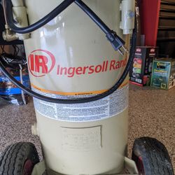 Ingersoll rand Compressor ...20 Gallon
