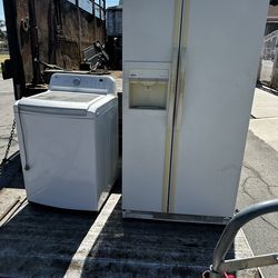 We recycle metal and appliances