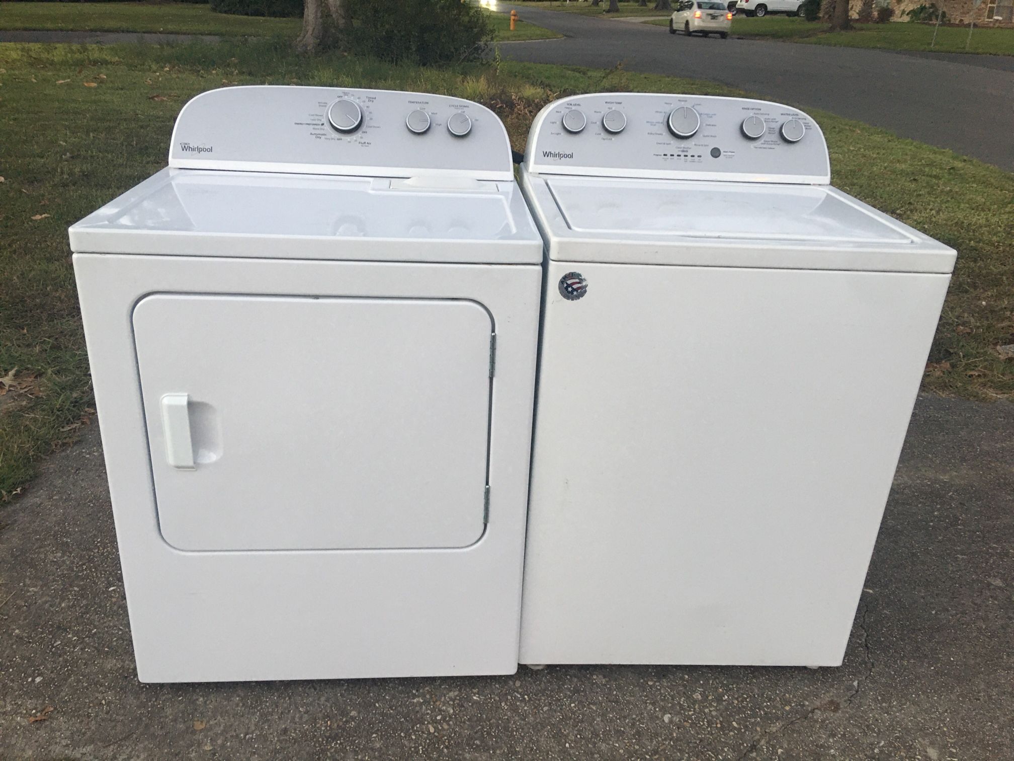WHIRLPOOL HE WASHER AND ELECTRIC DRYER MATCHING SET