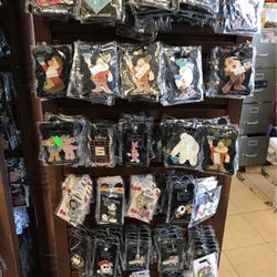 New Disney Pins 