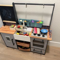 Kids play kitchen