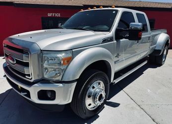 2015 Ford F450 Super Duty Crew Cab
