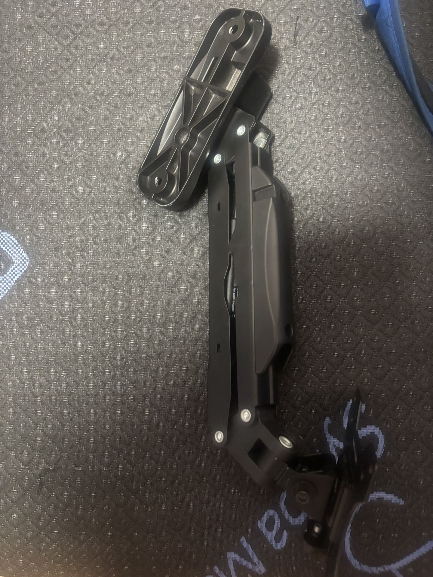 Monitor Arm