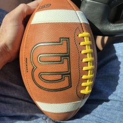 Wilson GST Football Yellow Laces