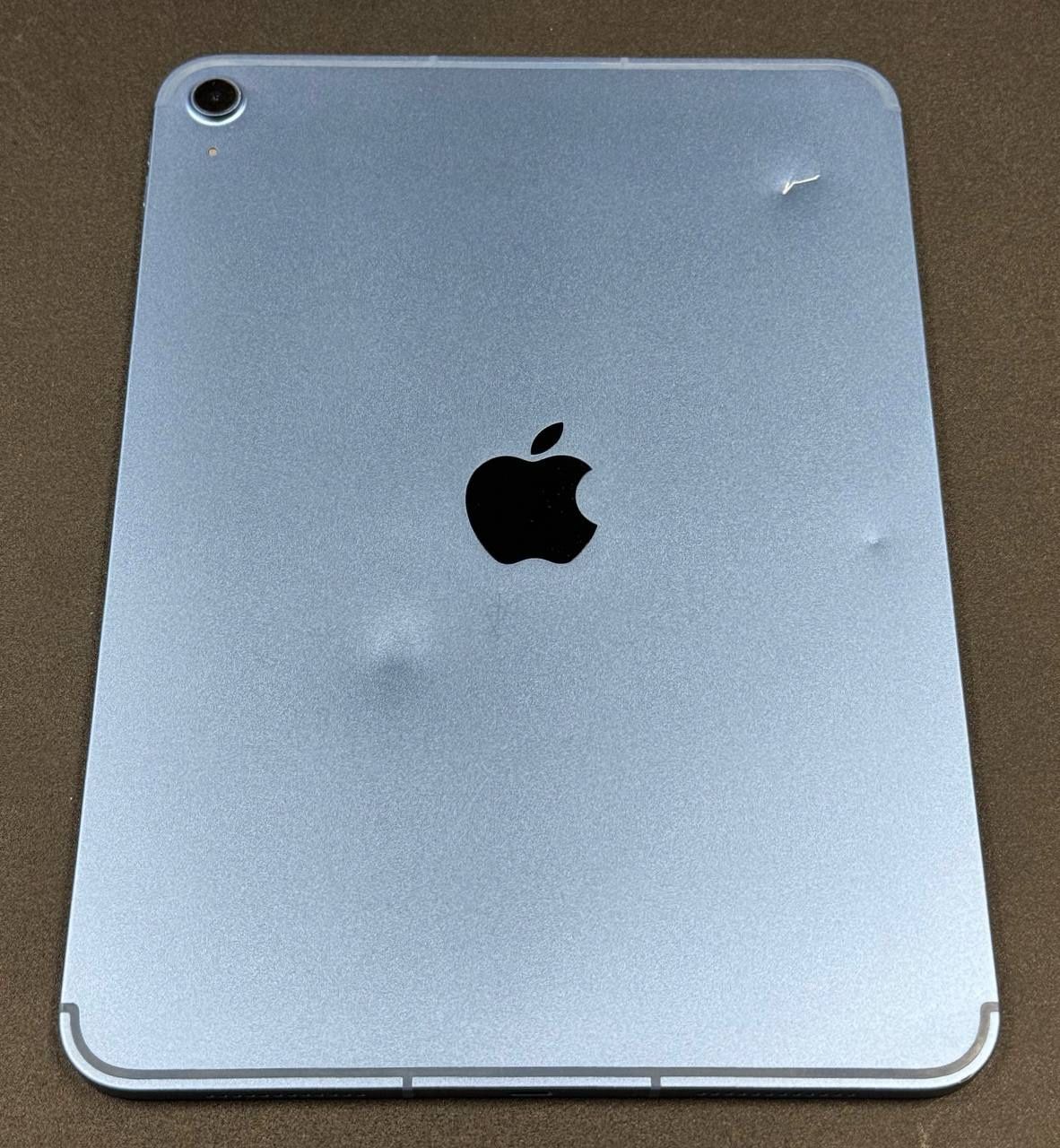 Apple iPad 11-inch: A16 chip, Liquid Retina Display, 128GB, Wi-Fi+5G