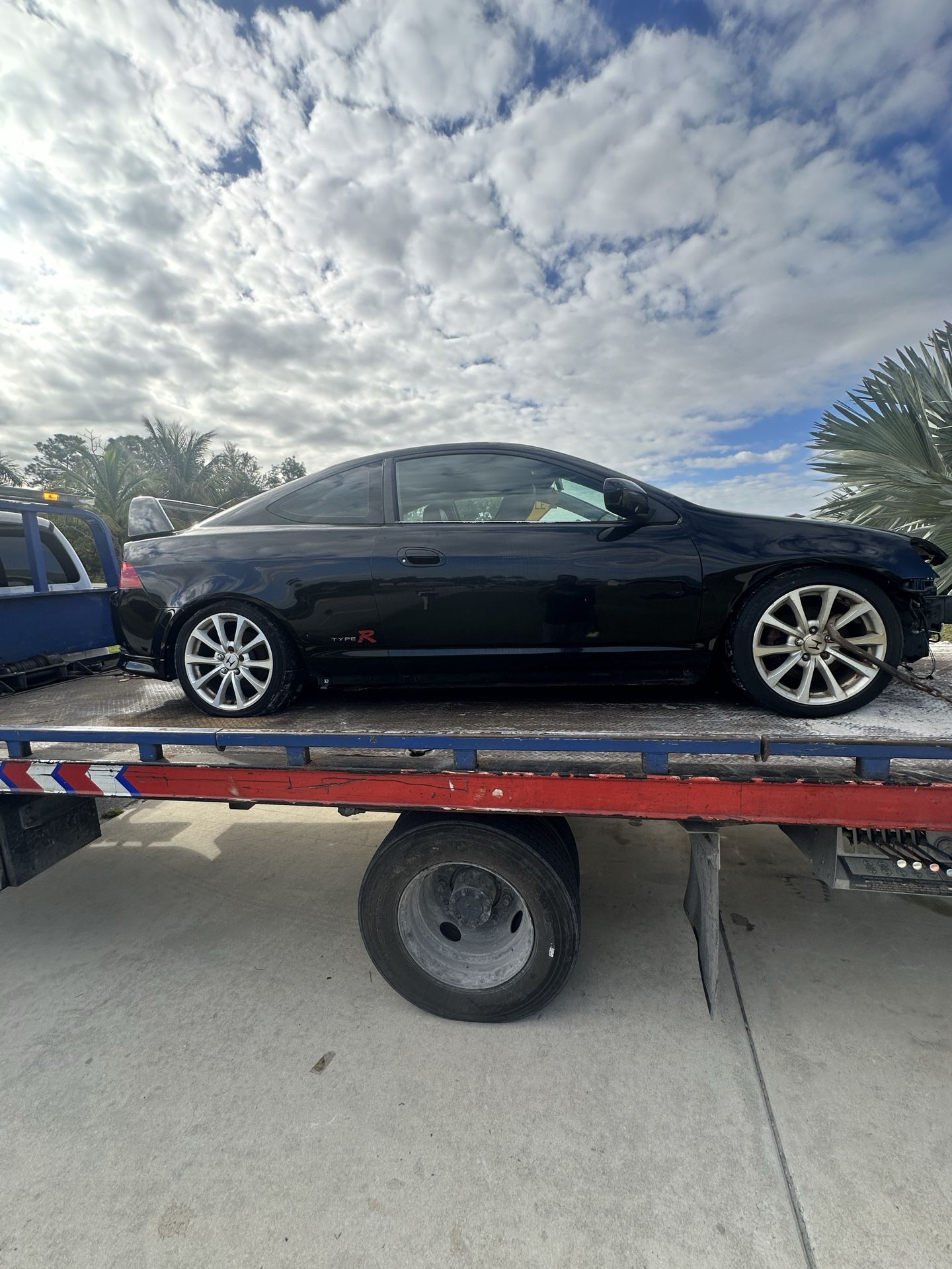 Type R Shell for Sale in Port St. Lucie, FL - OfferUp