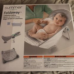 Infant foldaway bather