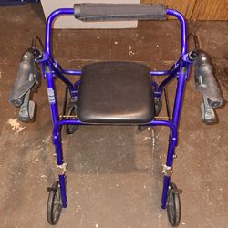 Portable Walker W/seat