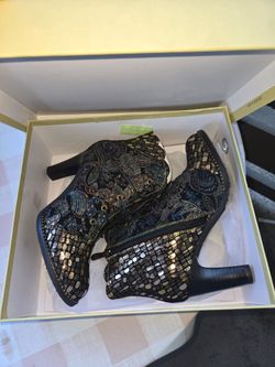 Women shoes