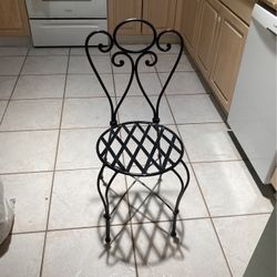 Vintage wrought Iron Chair