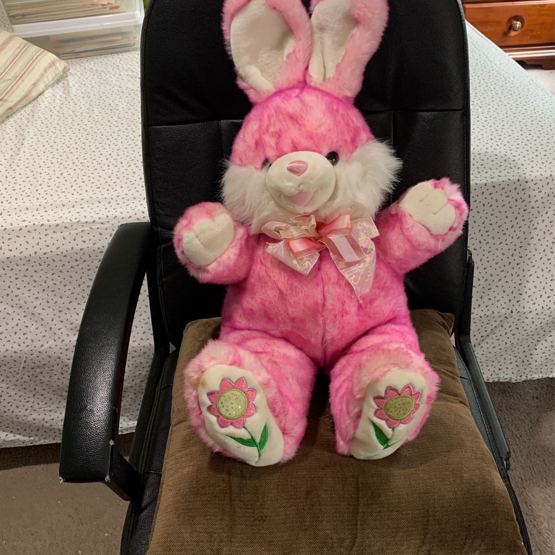 LARGE BUNNY