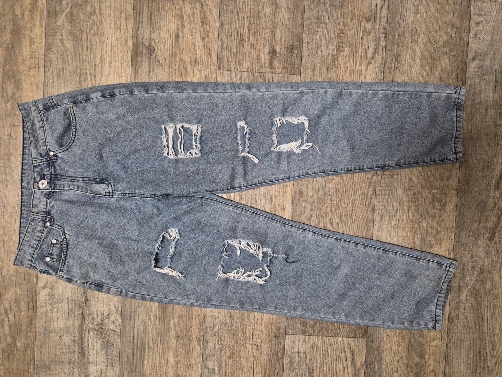 Boyfriend Ripped Cute Bell Bottem Jeans