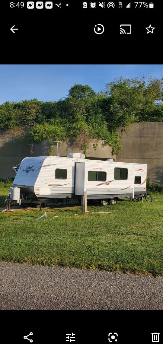 2013 Heartland Trailrunner. 30 ft