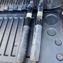 Silverado Shocks Rear