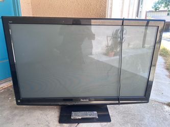 HDTV 50” Panasonic with remote
