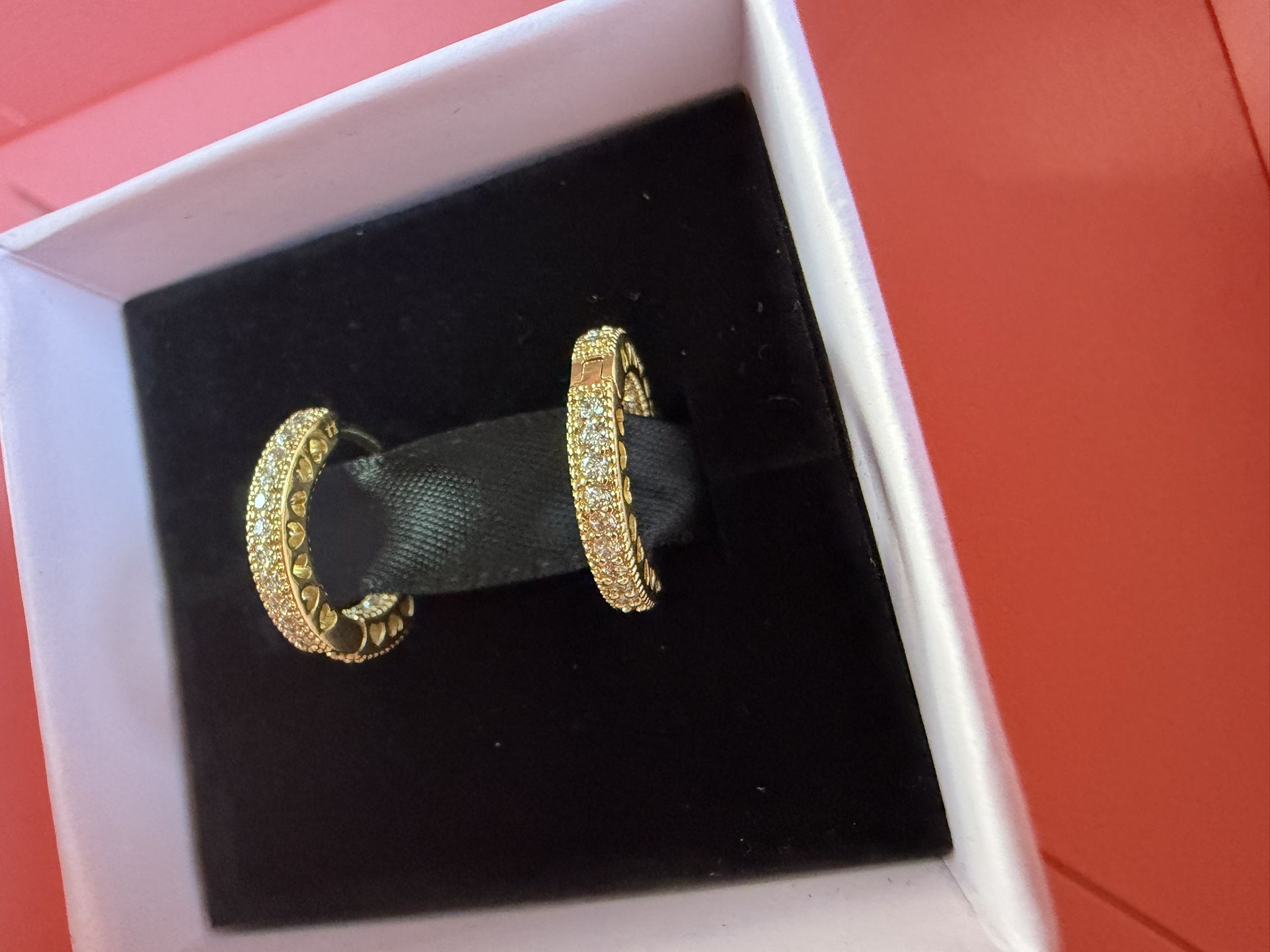 Pandora Earrings Original Never Worn Still In Box