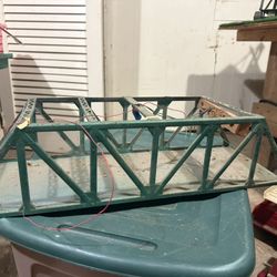 S GAUGE AMERICAN FLYER  #754 DOUBLE TRSSLE BRIDGE WITH  WARNING LIGHT & Extras Lionel Trains 