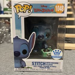 EXCLUSIVE Stitch with Record Disney Funko Pop #1048 Lilo Movies Animation 626
