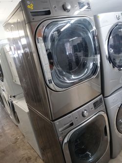 LG 29" gray stackable front load washer and gas dryer set - Free delivery