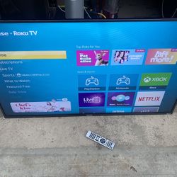 Television Tv Hisense Smart Tv Roku Tv 50 Inch Tv Smart Tv Roku Tv With Remote MAKE AN OFFER!