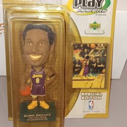 KOBE BRYANT BOBBLEHEAD
