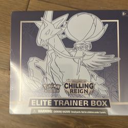 Chilling Reign Pokemon Center Elite Trainer Box [Ice Rider Calyrex] (Exclusive)
