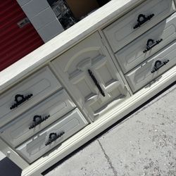 Wood Dresser 