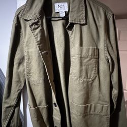 🧥 Selling Gently Used Clothes – Variety of Styles & Sizes 🩳👚