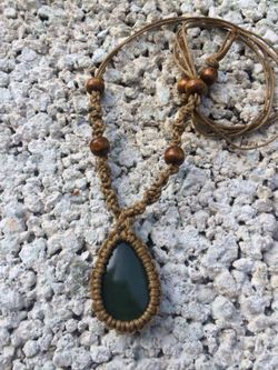 Hand-made macrame new green jade pendant from russia,lake baikal land