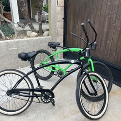 2 Skullxbones Men’s Beach Cruisers