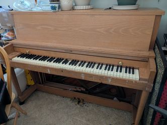 Hamilton Piano