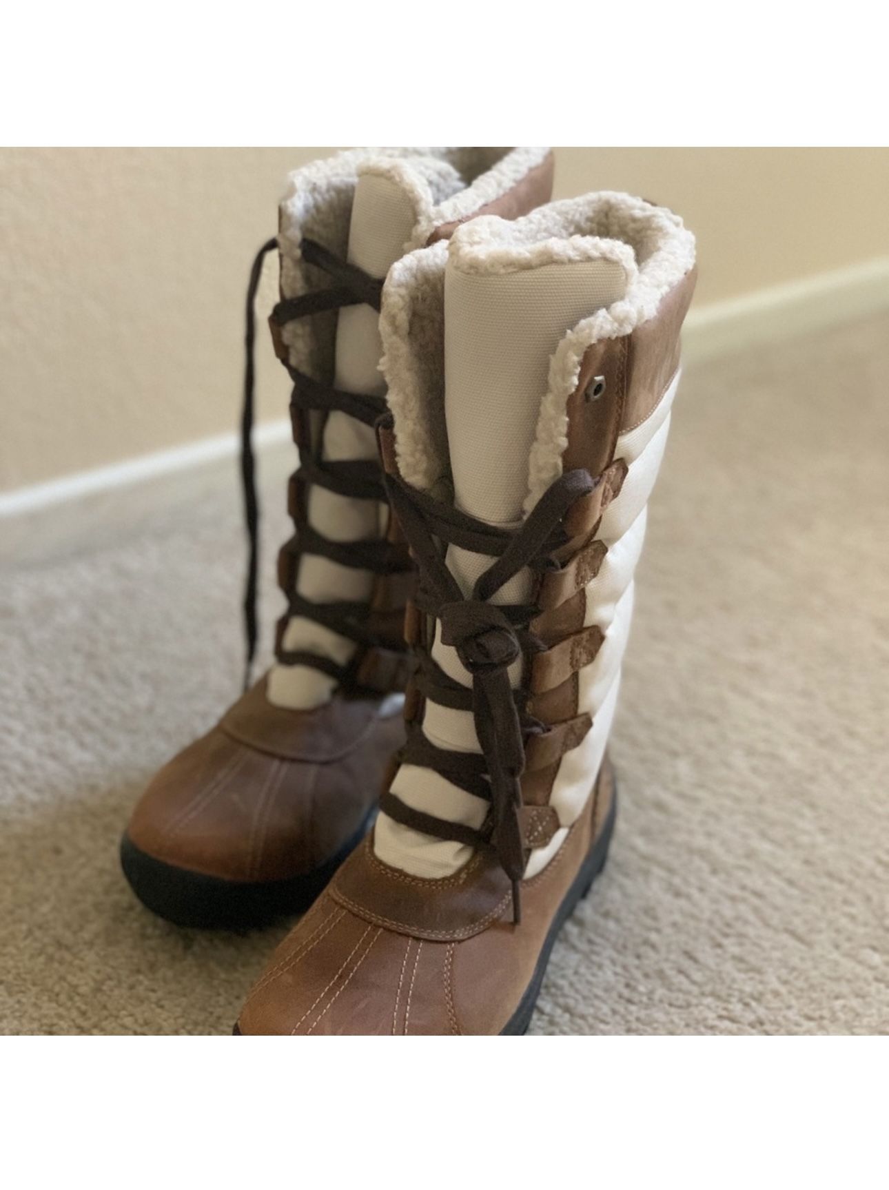 TIMBERLAND Mount Hayes faux shearling lined boot